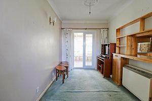Dining Room- click for photo gallery